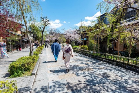 Japanese with Kimono walk through Old Town