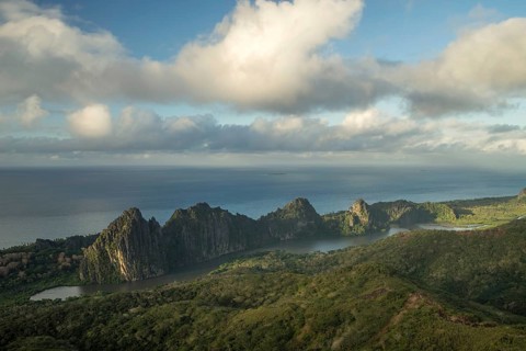 Linderalique Rocks off the coast