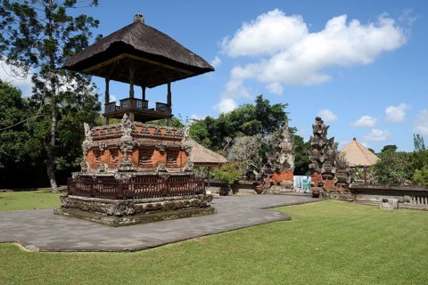 Pagodas and prayer places of the Pura Taman Ayun temple