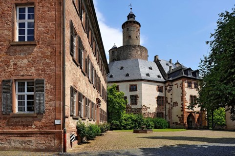 Former Staufen moated castle