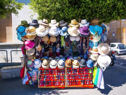 Hat seller
