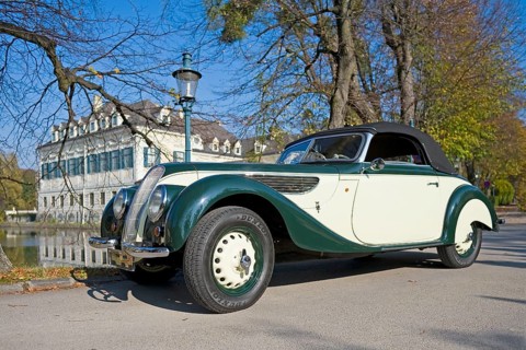 Vintage BMW 327-28
