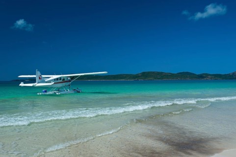 Waterplane in Whitehaven beach at the Whitsunday Islands