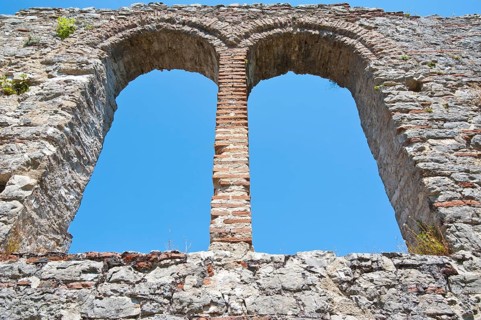 Stone arch