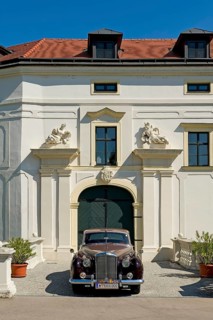 Bentley S1