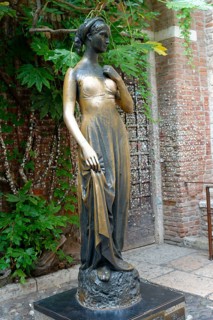 Statue of Juliet