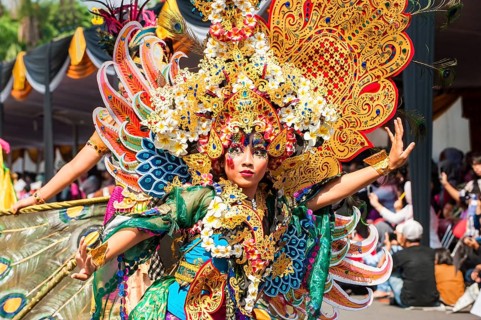 Elaborate costume at the Jember Fashion Festival