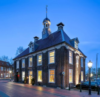 Alte Waage scale house on the harbor