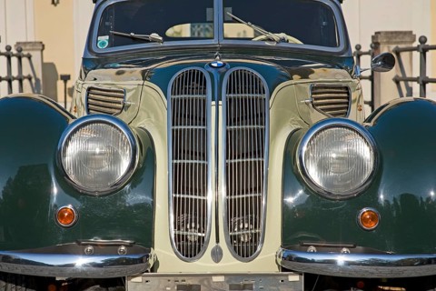 Vintage BMW 327-28