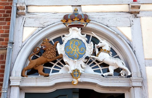 Entrance with coat of arms