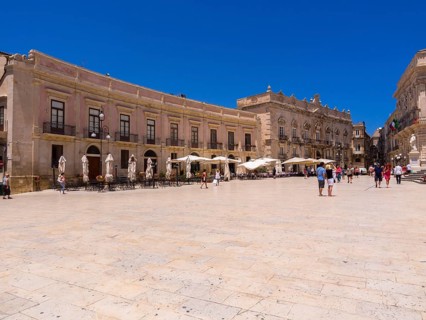 Cathedral Square