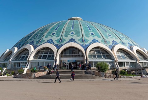 Green-domed building of Chorsu Bazaar