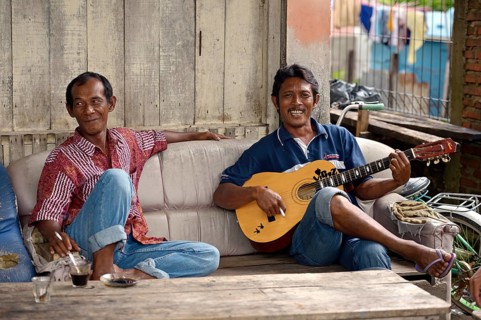 Man with Guitar