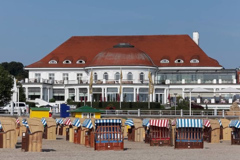 Beach with Atlantic Grand Hotel Travemunde