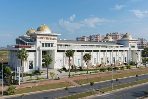 Shopping mall