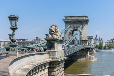 Szechenyi Chain Bridge