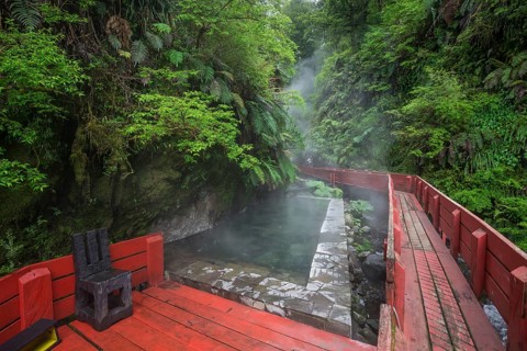 Hot pool of Termas Geometricas