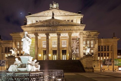 Schauspielhaus Berlin Concert Hall on Gendarmenmarkt and Schiller statue