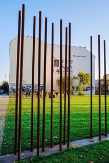 Course of the Berlin Wall marked with steel rods