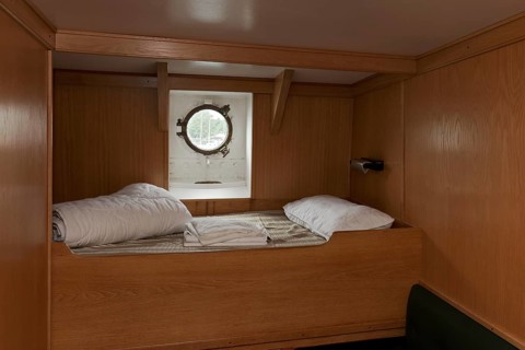 Cabin with bed on four-mast barque Passat