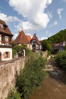 Oberhof Chapel and half-timbered houses on the river Weiss