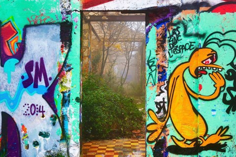 Ruins of the garrison with graffiti