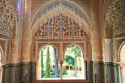 Arabesque Moorish stalactite or Mocarabe architecture of the Palacios Nazaries