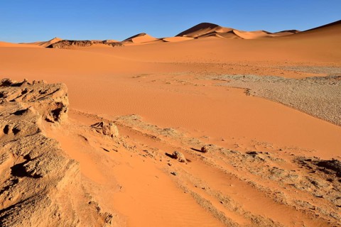 Sand dunes of In Tehak