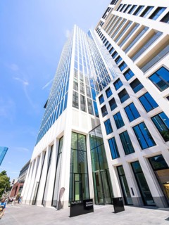 TaunusTurm skyscraper