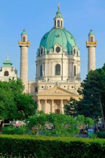 Resselpark with the baroque Karlskirche church designed by Johann Bernhard Fischer von Erlach