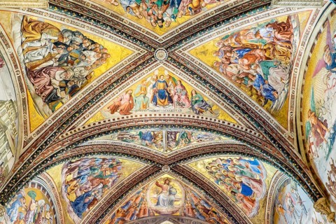 Vaulted frescoes by Fra Angelico