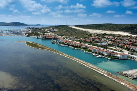 Port Alacati Marina Palace