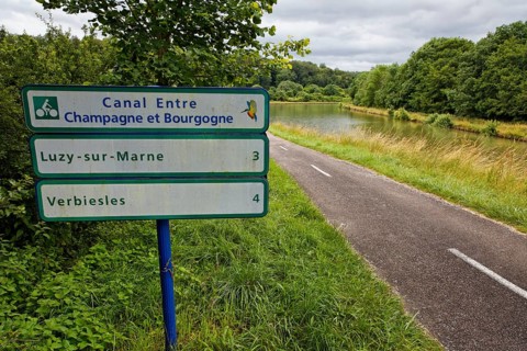 Champagne-Burgundy Canal near Foulain