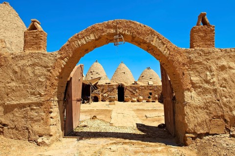 Beehive adobe buildings of Harran