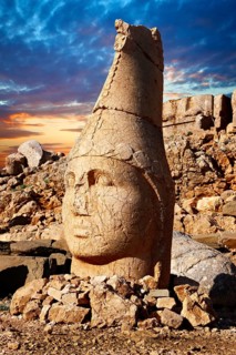 Broken statues around the tomb of Commagene King Antochius I on top of Mount Nemrut