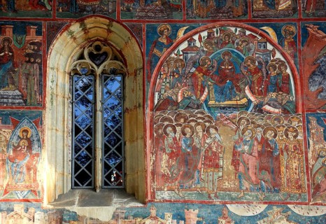 Exterior fresco