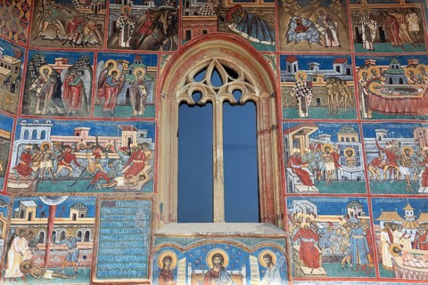 Exterior fresco