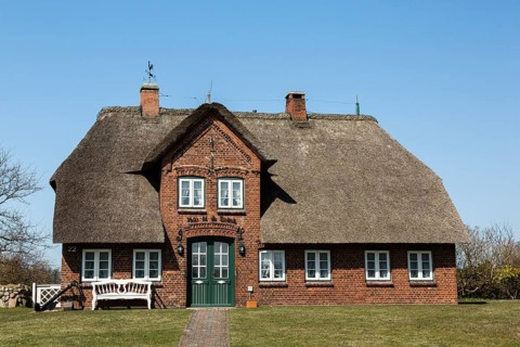 Thatched cottage