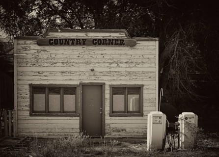 Abandoned petrol station on the legendary Burr Trail Road
