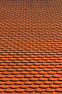 Beavertail roof tiles