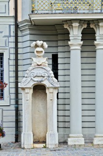 Guardhouse at the former Residence