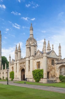 King's College gatehouse viewed from the front court
