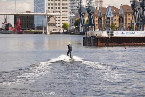 Cable wakeboarding and wakeskating at Royal Victoria Docks in London