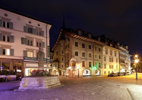 Burgerstrasse street at night
