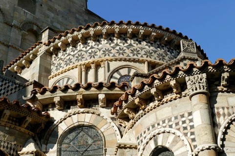 Notre-Dame-du-Port de Clermont-Ferrand basilica