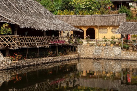 Tea shop in a village of the Chinese minority on the border with Myanmar