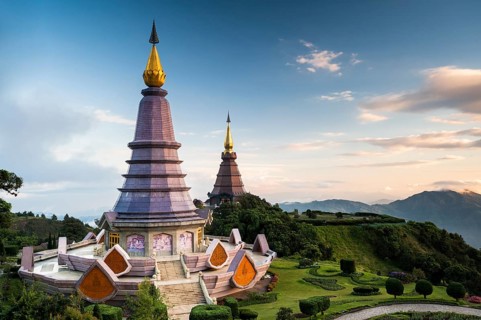 Phra Mahathat Naphamethinidon temple complex