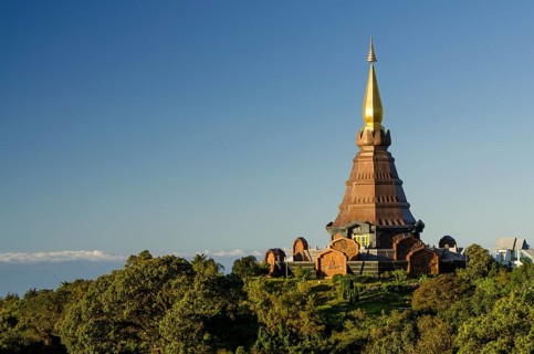 Phra Mahathat Naphamethinidon temple complex