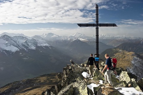 Climbers on Bettmerhorn Mountain