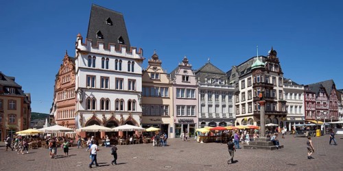 Main market square with Steipe